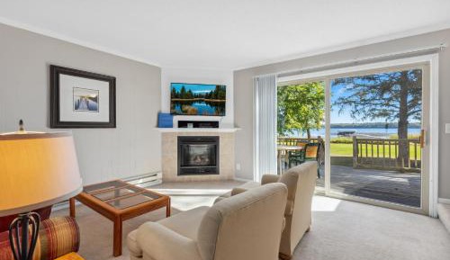 Family Two-Bedroom Apartment with View