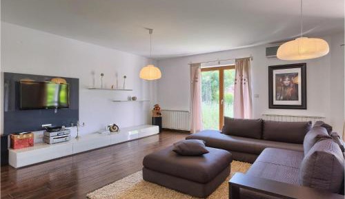 Four-Bedroom Holiday Home