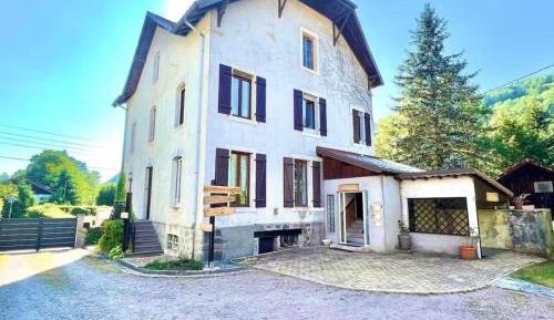 Seven-Bedroom House