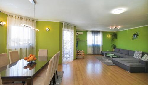 Four-Bedroom Holiday Home