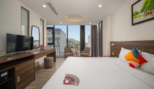Suite with City View