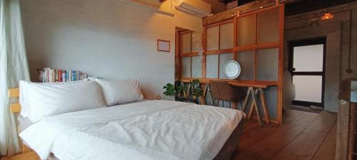 Deluxe Double Room with Balcony and Sea View