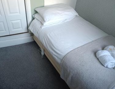 Small Single Room