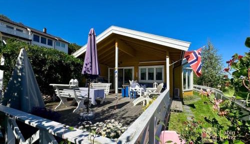 Three-Bedroom Holiday Home 