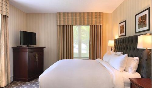 King Room with Executive Wing - Non-Smoking