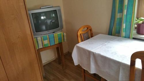 Standard Twin Room with Shared Bathroom