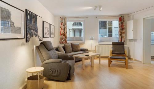 Superior One-Bedroom Apartment