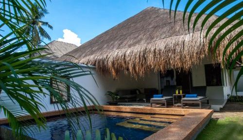 Suite with Pool View