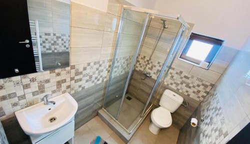 Triple Room with Private Bathroom