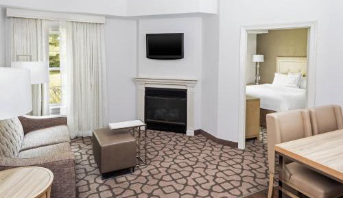 One-Bedroom Suite