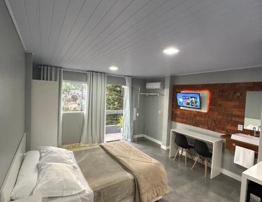 Studio with Mountain View