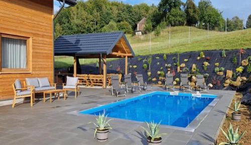 Five-Bedroom Holiday Home