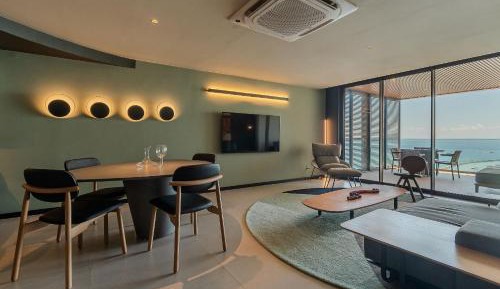 Apartment with Balcony