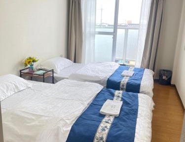 Quadruple Room with Private Bathroom