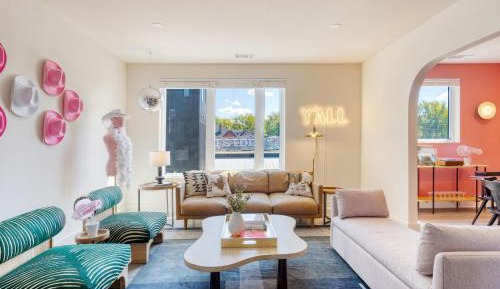 Bachelorette Suite