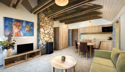 One-Bedroom Deluxe Apartment