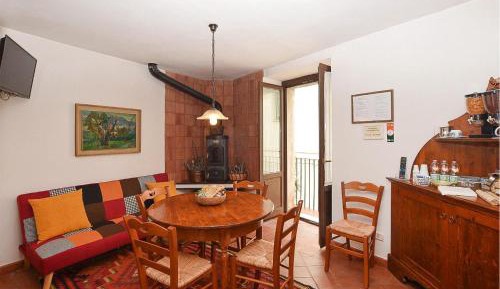 One-Bedroom Holiday Home
