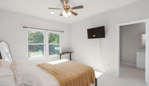 Double Room with Shared Bathroom