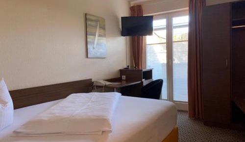 Single Room with Balcony