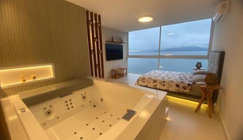 Three-Bedroom Apartment - Oceanfront