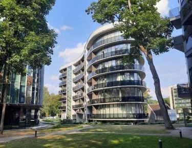 Two-Bedroom Deluxe Apartment with Balcony