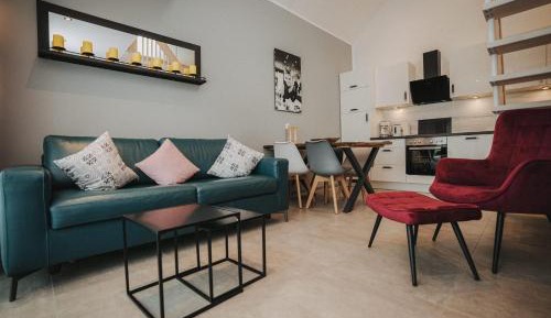 One-Bedroom Apartment with Balcony