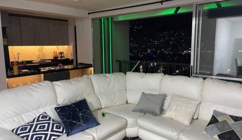 Three-Bedroom Deluxe Apartment