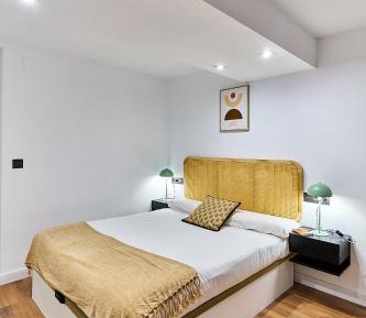 Standard Triple Studio