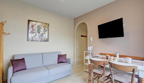 Apartment with Terrace