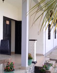 Villa with Garden View