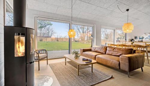 Three-Bedroom Vacation Home 