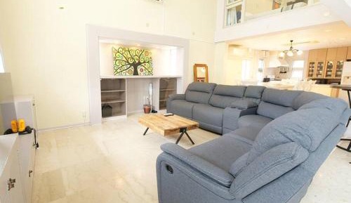 Deluxe Villa