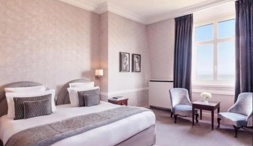 Deluxe Suite with Sea View