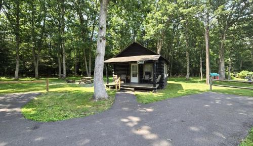 One-Bedroom Holiday Home