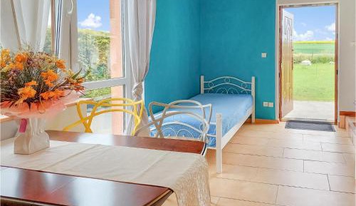 One-Bedroom Holiday Home