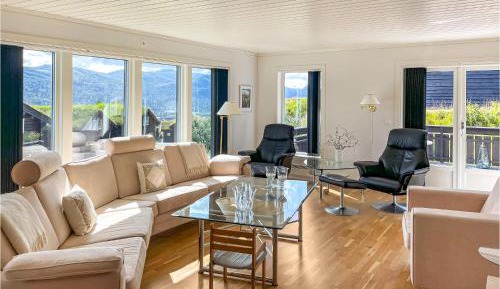 Four-Bedroom Holiday Home