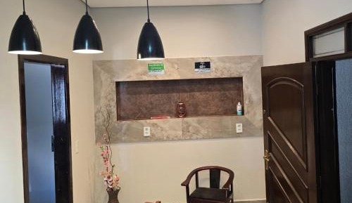 Deluxe Queen Suite