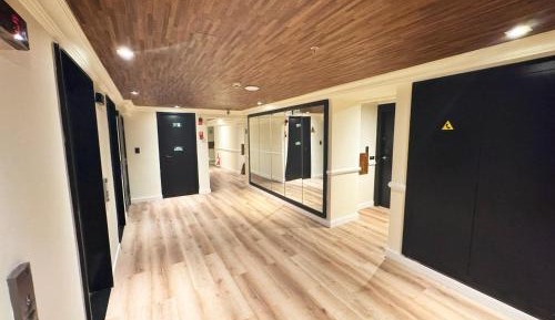 Quarto Executivo com 2 Camas de Solteiro