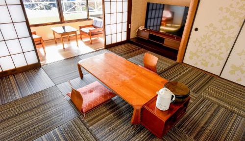 Japanese-Style Twin Room