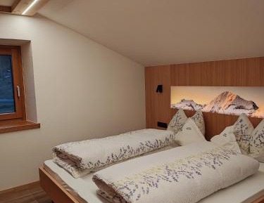 One-Bedroom Apartment with Balcony