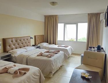 Quadruple Room with Sea View