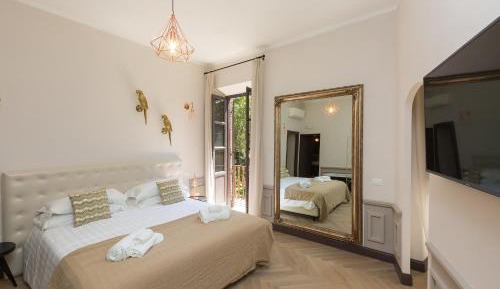 Suite with Garden View