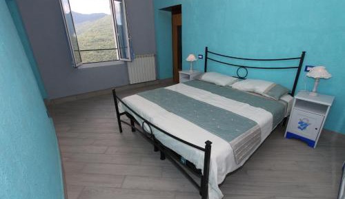 King Room with Mountain View
