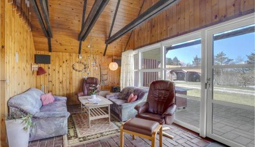 Four-Bedroom Holiday Home