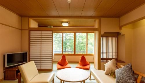 Japanese-Style Room for 5 guests