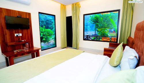 Triple Room with Mountain View