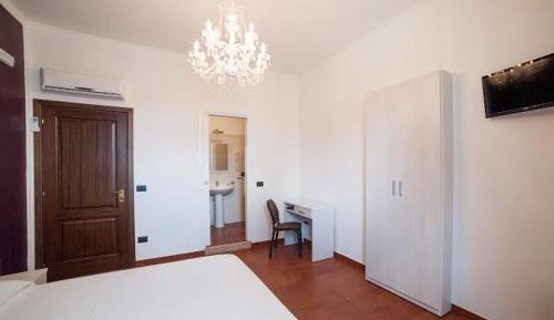 Deluxe Double Room with Extra Bed