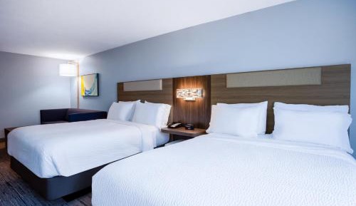 Queen Room with Sofa Bed