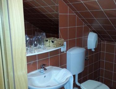 Economy Double or Twin Room