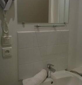Standard Single Room with Shower